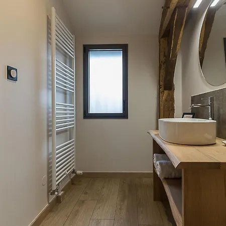 Bed & Breakfast La Ferme Des Hautins - -d'hotes 3*