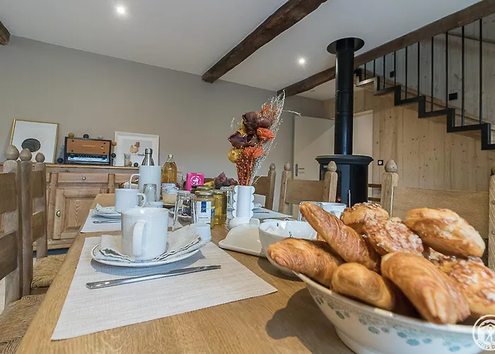 La Ferme Des Hautins - -d'hotes B&B 3*