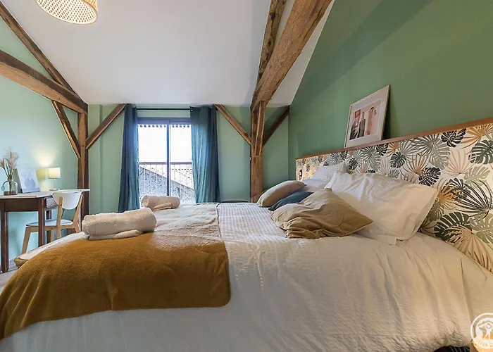 B&B La Ferme Des Hautins - -d'hotes 3*