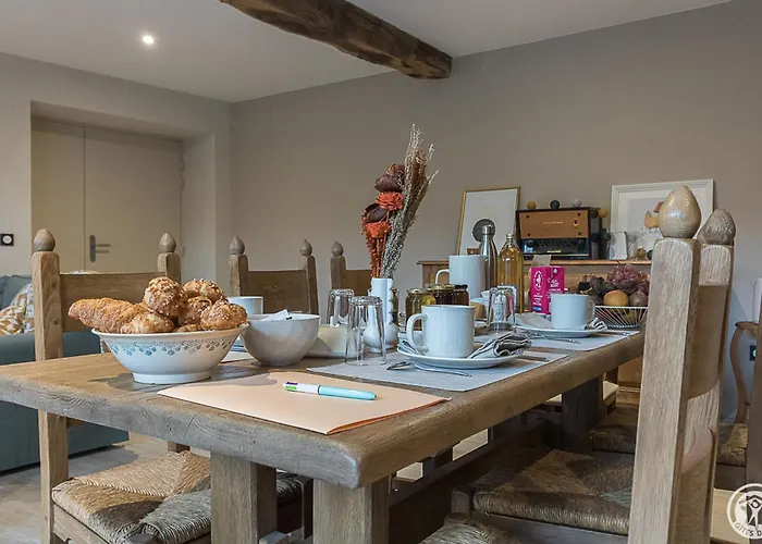 La Ferme Des Hautins - -d'hotes 3*