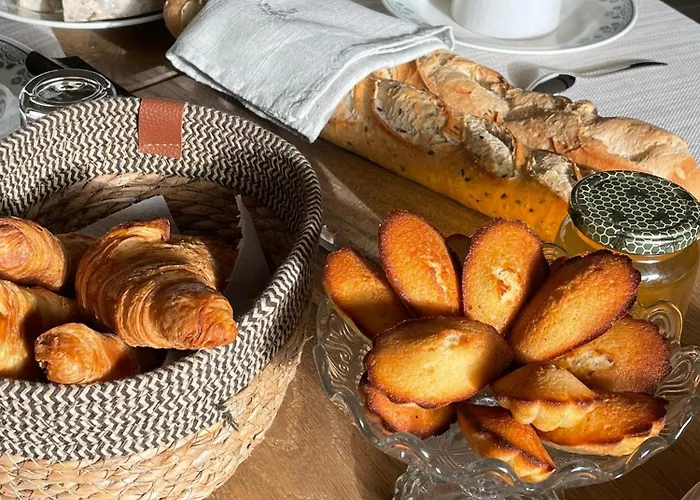 B&B La Ferme Des Hautins - -d'hotes Rieucaze