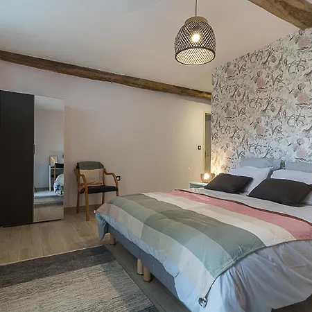 La Ferme Des Hautins - -d'hotes Bed & Breakfast