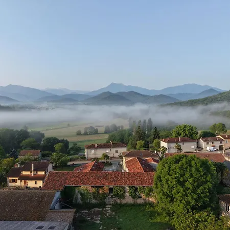 La Ferme Des Hautins - -d'hotes Bed & Breakfast